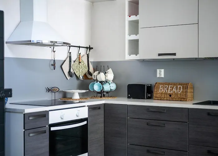 Kallan Pore 公寓 *